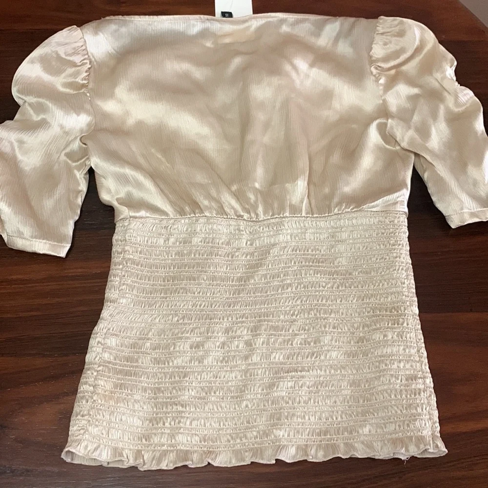 bebe Silky Puff Sleeve Cream Cowl Neck Top XSmall NWT - Picture 6 of 7